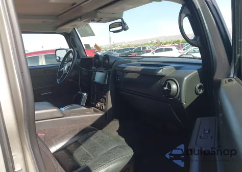 2005 Hummer H2 Sut z USA, uszkodzony, nr VIN 5GRGN22UX5H126904